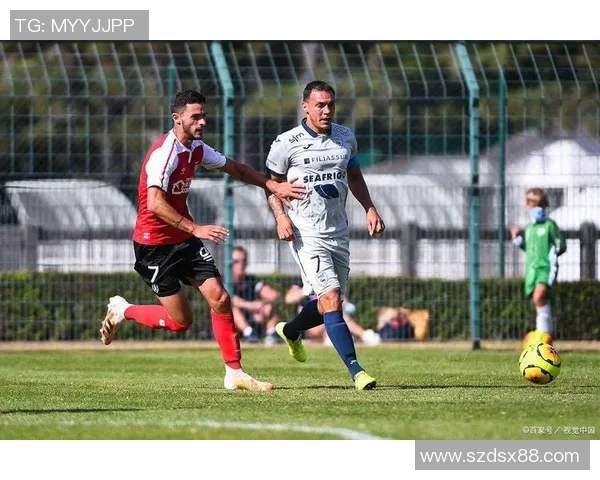 巴黎圣日耳曼与尼姆队阵容分析及比赛前瞻