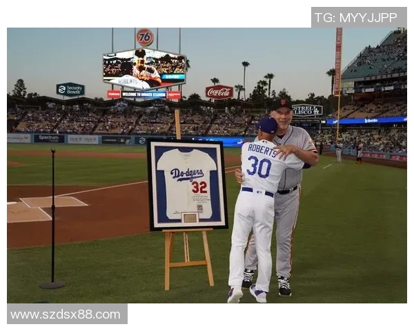 布拉加与艾维斯精彩对决直播全程回顾与分析